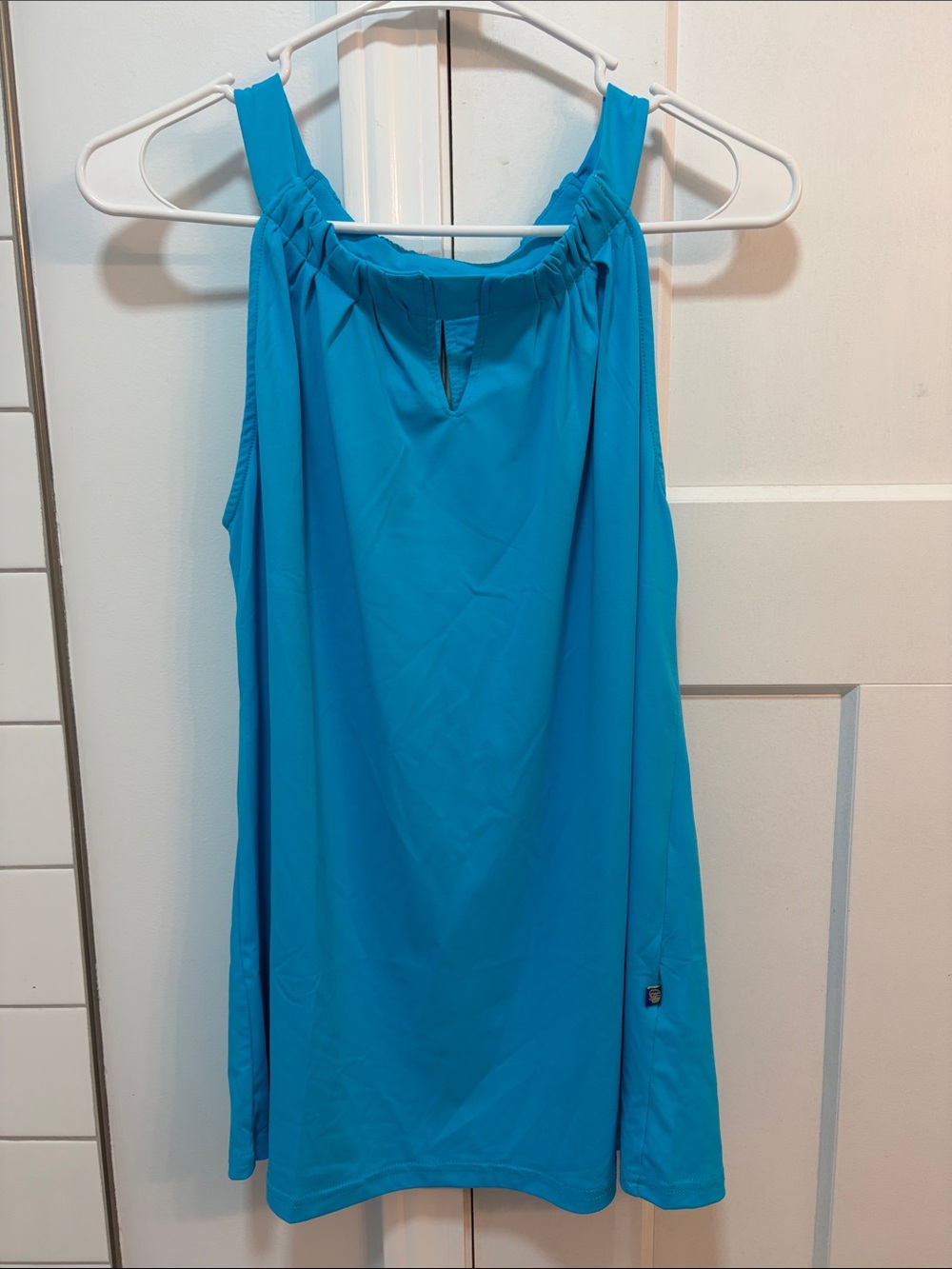 Banana Boat Sleeveless Tank Top in Bright Turquoise - Size L